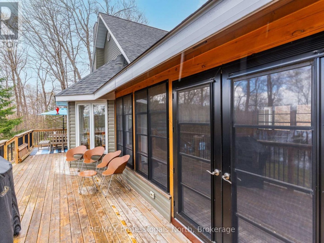 3179 TRAPPERS TRAIL, Miskwabi Lake