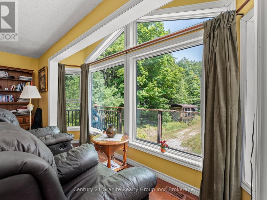 1753 NORTHSHORE ROAD, Maple Lake