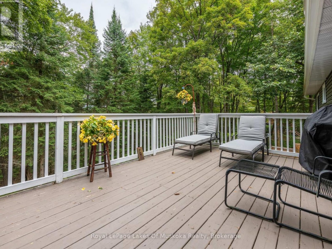 1588 SKYLINE DRIVE, Peninsula Lake