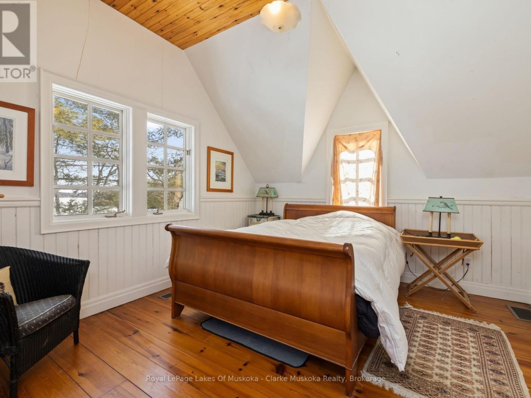 250 CLEAR LAKE ROAD, Lake Joseph