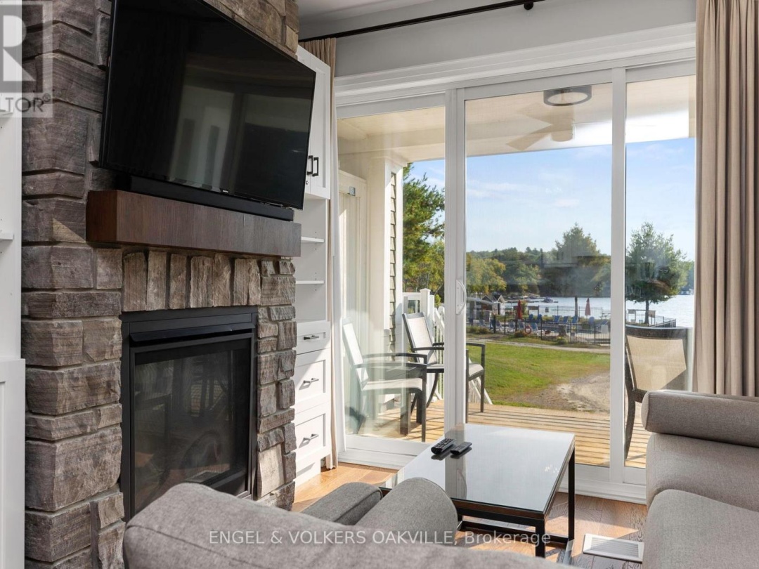 C-103 - 1869 MUSKOKA ROAD 118 W, Lake Muskoka
