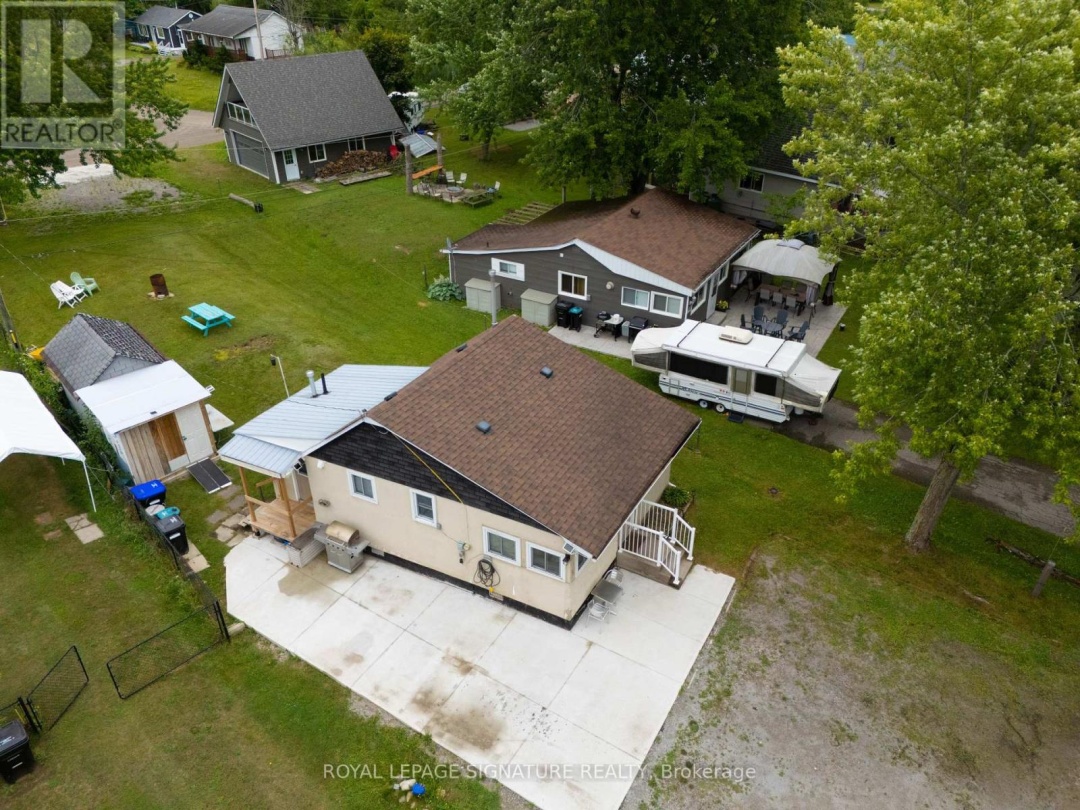 25 PLAYFAIR DRIVE, Sturgeon River