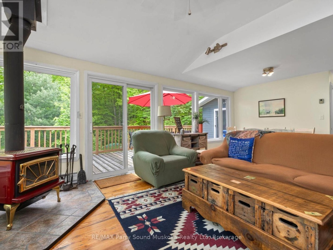 131 DOWNES ROAD, Horseshoe Lake