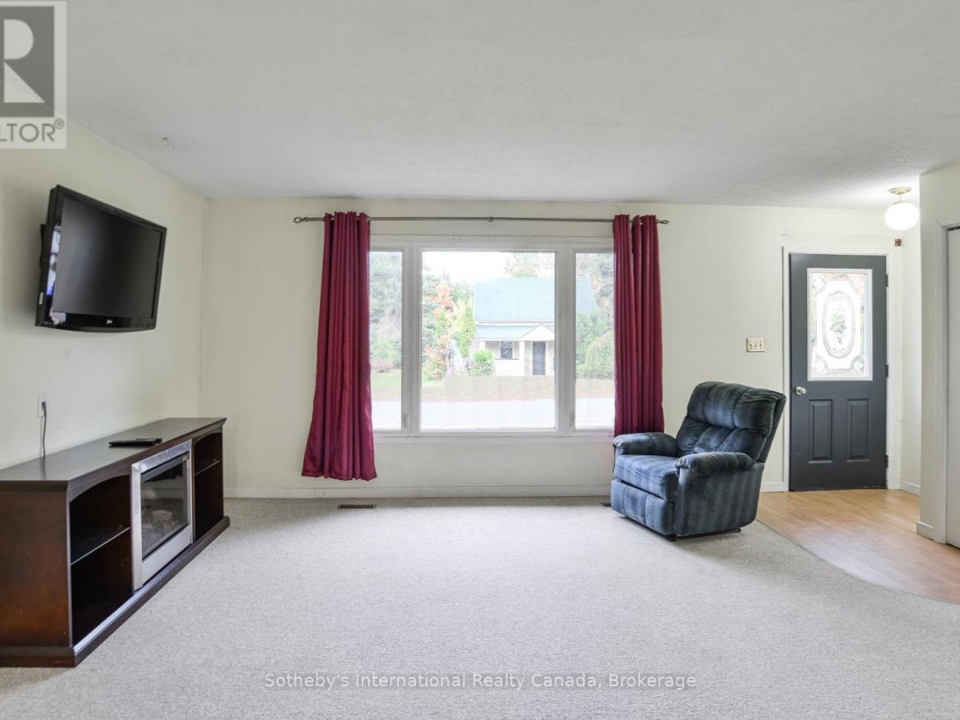 445 FARQUHAR STREET, 