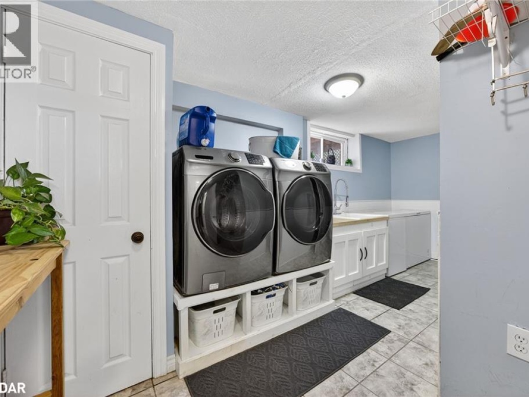 10 CONDER Drive, 