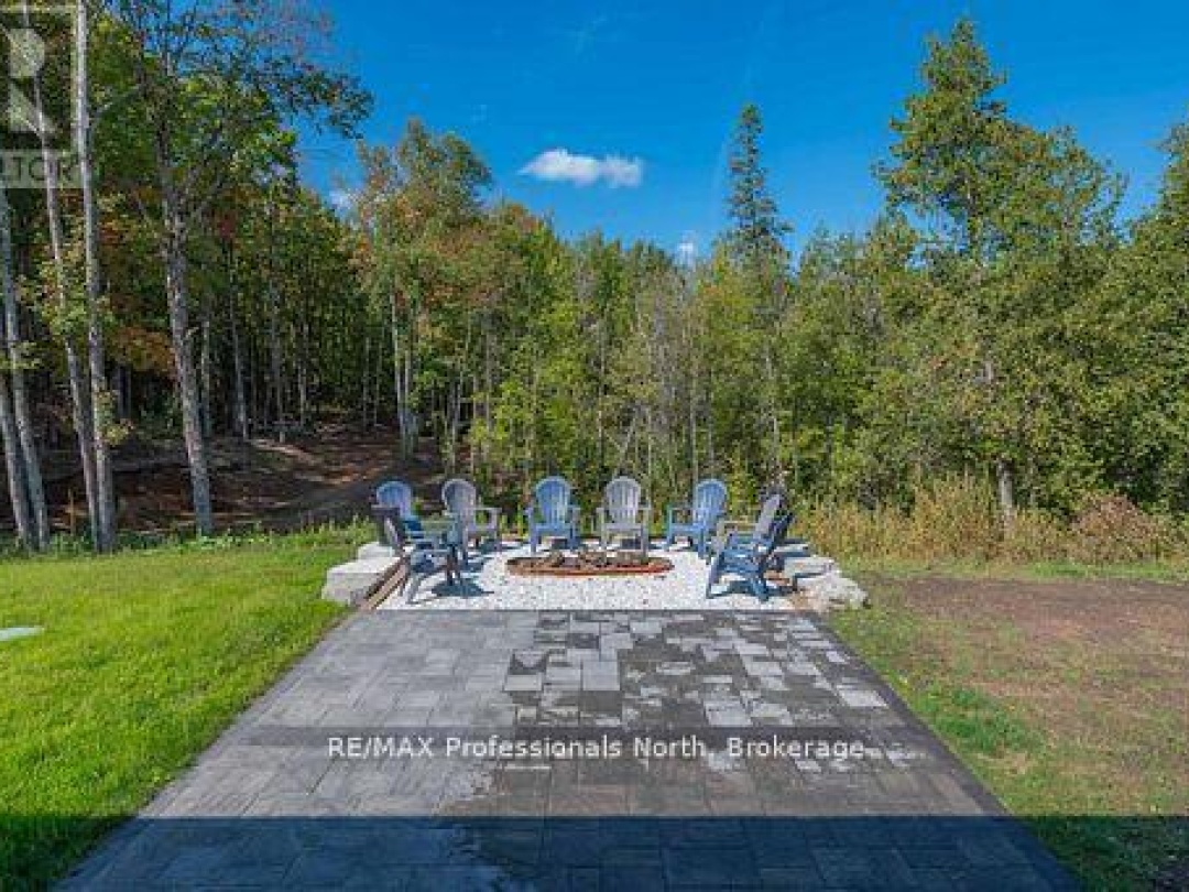 1677 HOSPITALITY ROAD, Minden Hills (Snowdon)