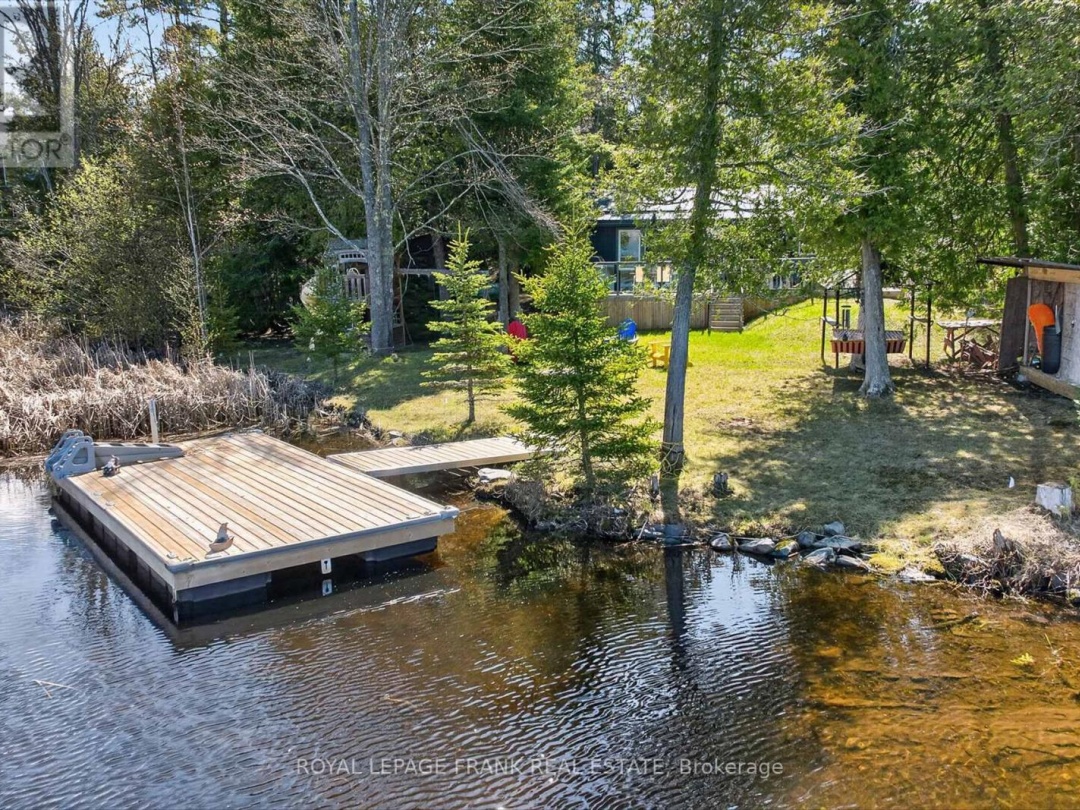 42 SUNSET COURT, Little Bald Lake