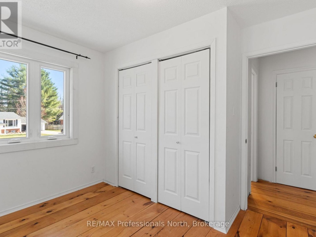 16 HIGHLAND GATE BOULEVARD, Minden Hills (Anson)