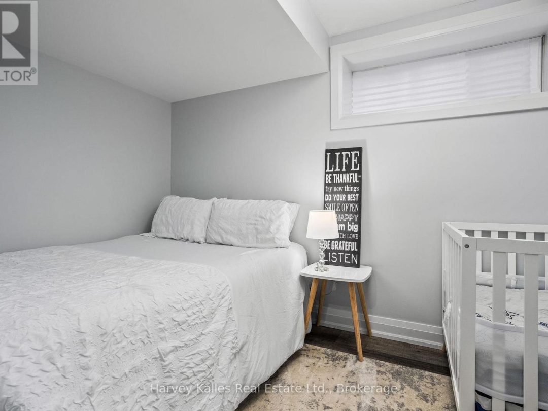 5 BRAESIDE CRESCENT, 