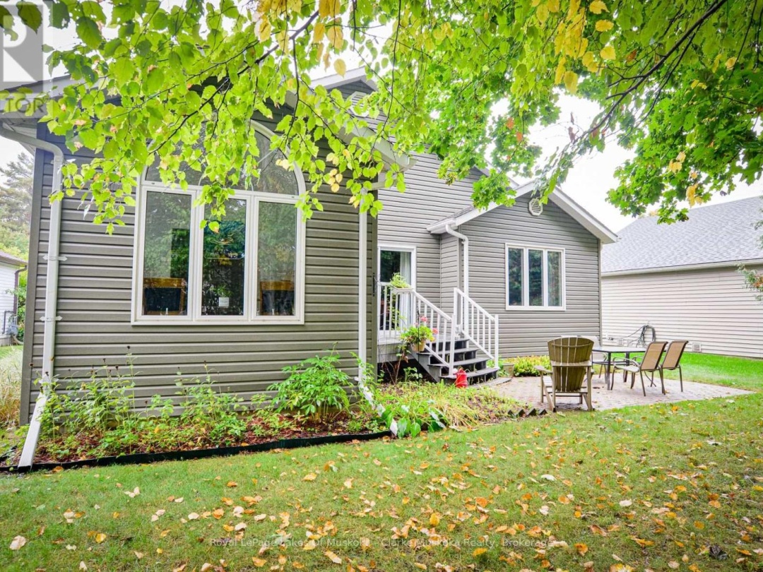 77 HEDGEWOOD LANE, 