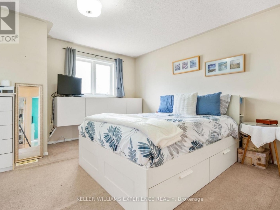 371 MILLARD STREET, Orillia
