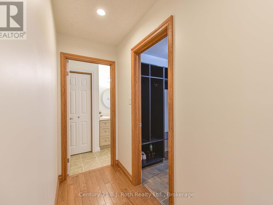4086 Lawton Lane, Ramara (Atherley)