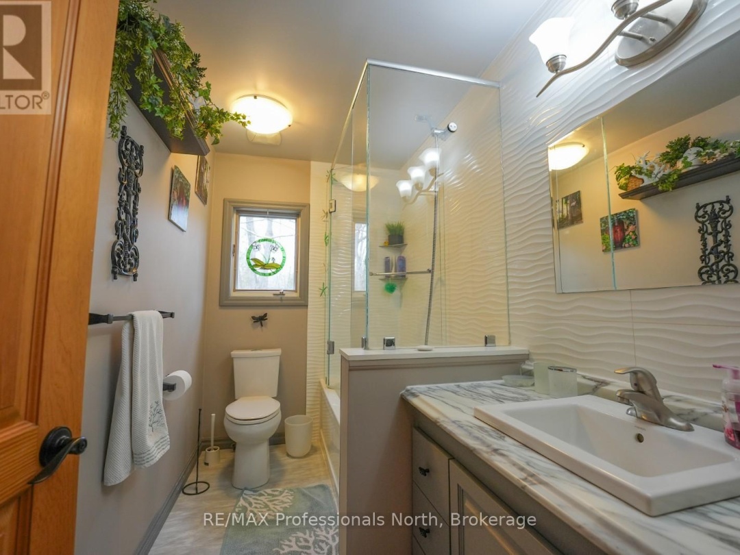1157 BETWEEN LAKES TRAIL, Soyers Lake