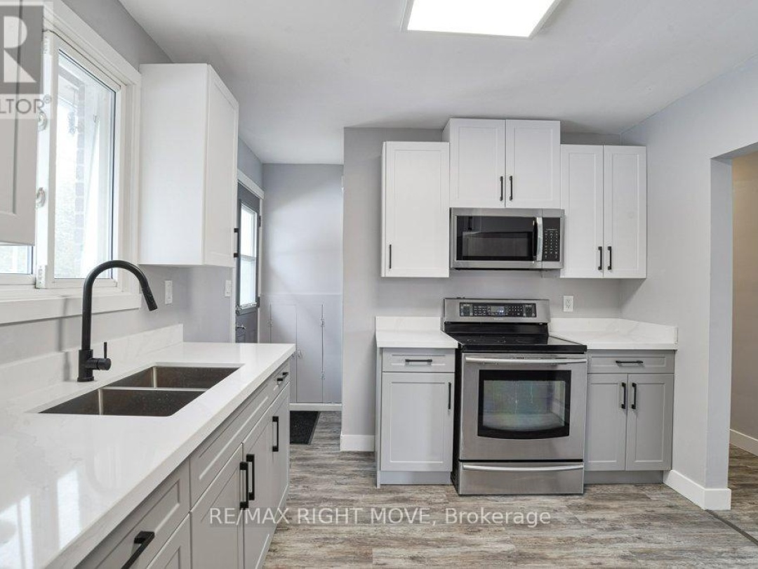 636 MISSISSAGA STREET W, Orillia