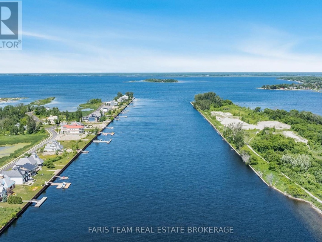 7 DOCK LANE, Georgian Bay
