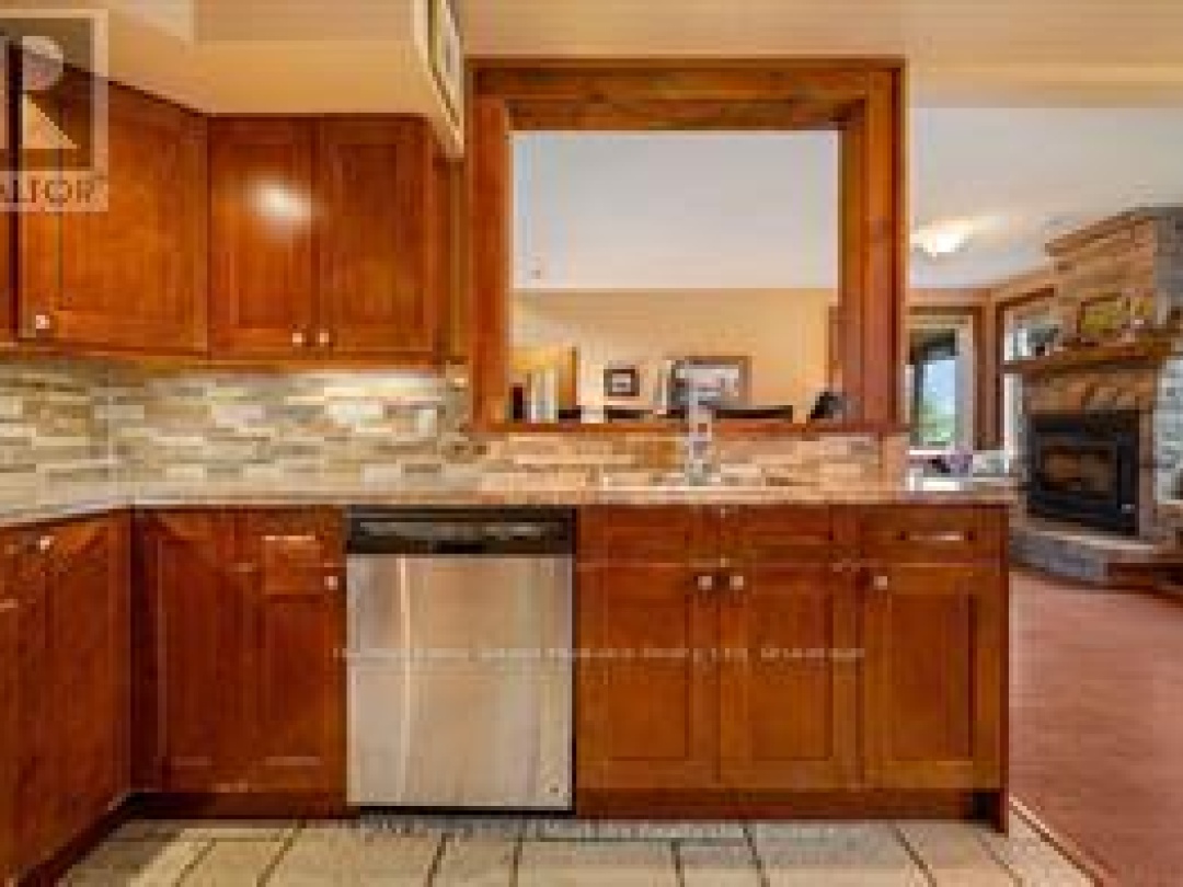 25 COLE POINT TRAIL, Manitouwabing Lake