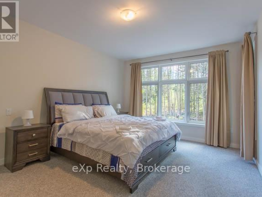 40 - 1052 GREENSVIEW DRIVE, 