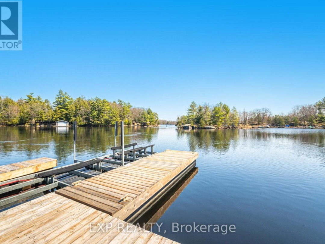 3421 RUSSELL DRIVE, Gloucester Pool