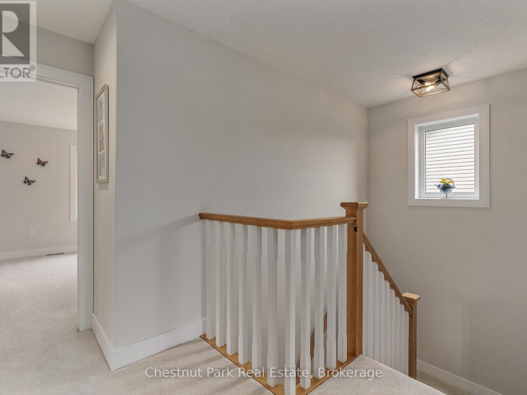 76 SELKIRK DRIVE, Huntsville (Chaffey)