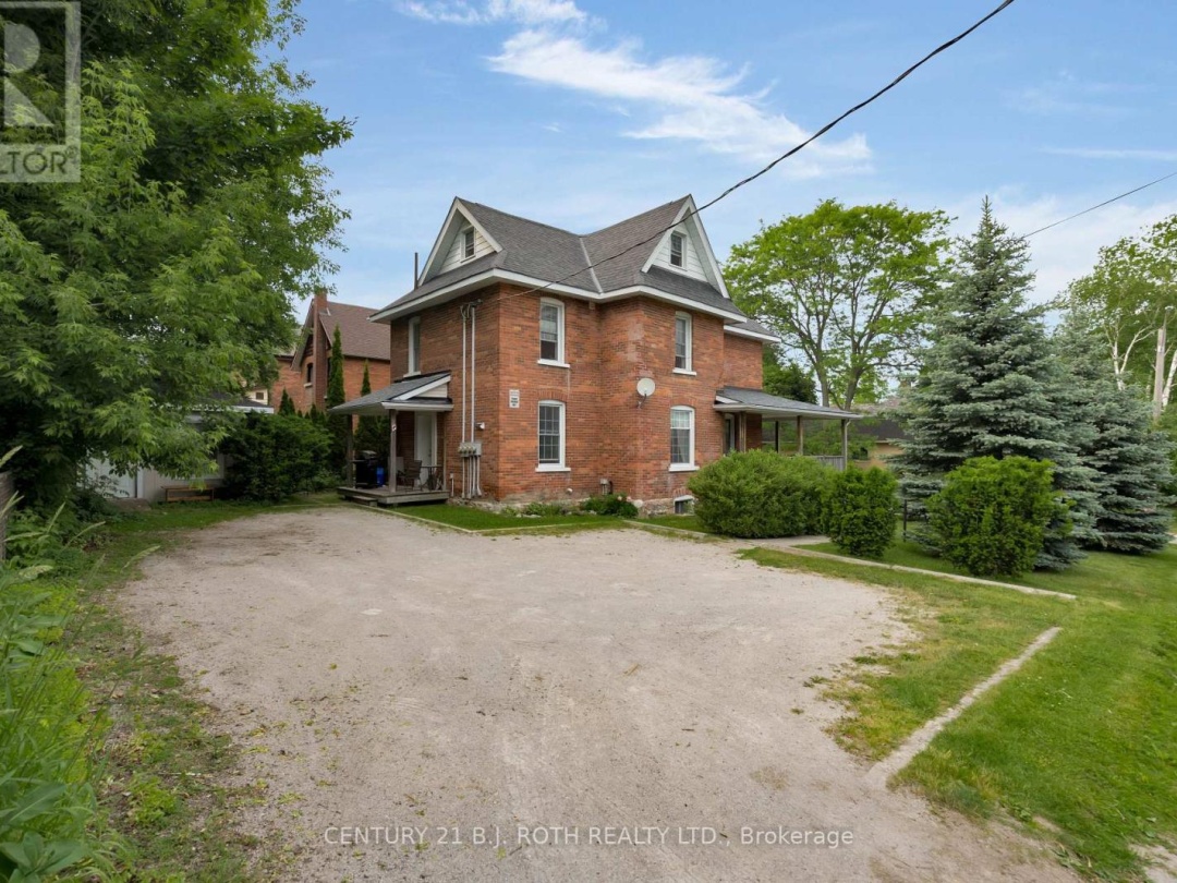 165 PARKVIEW AVENUE, 