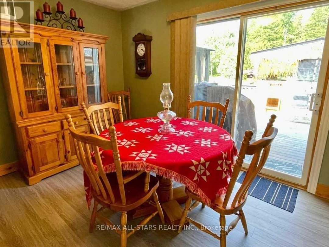 42 CEDAR BAY ROAD, Kawartha Lakes (Carden)
