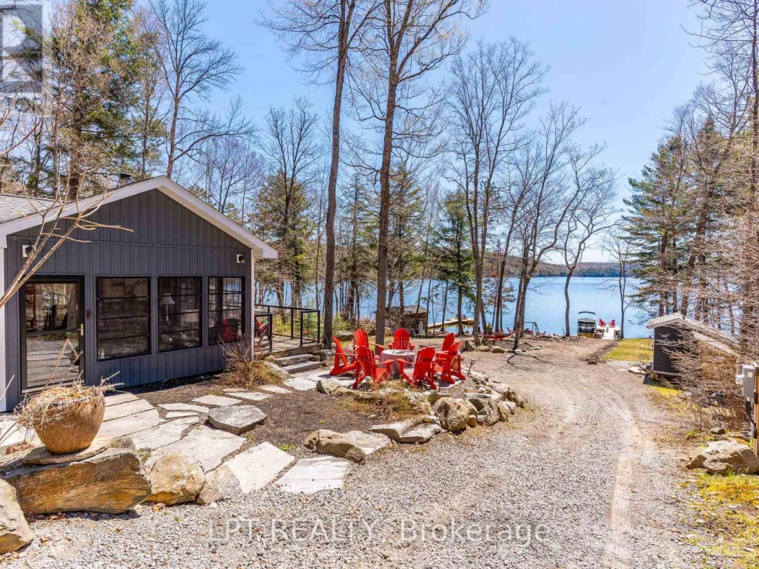 1369 HIPKISS DRIVE, Haliburton Lake