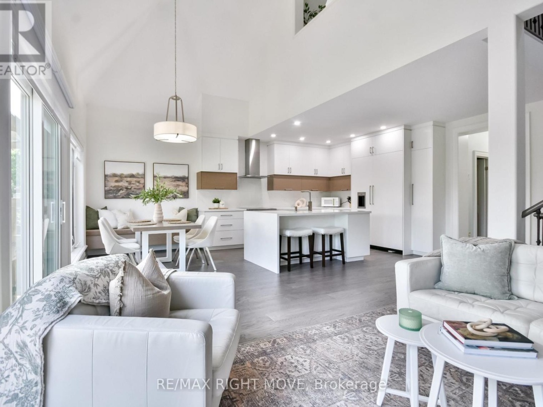28 - 10 INVERMARA COURT, Lake Simcoe