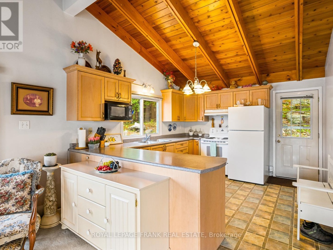 1452 RACKETY TRAIL ROAD, Little Bob Lake