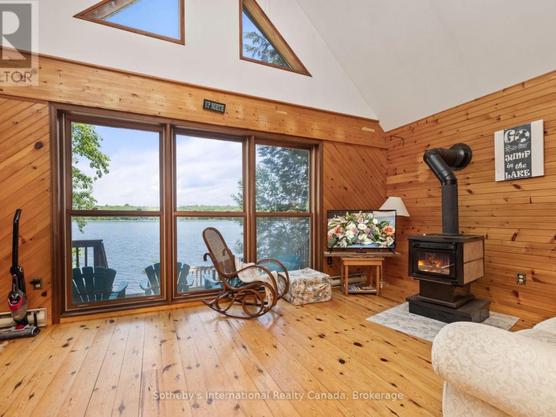 71 B717 ISLAND, Georgian Bay