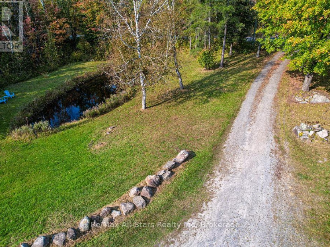 410 Etwell Road, Huntsville (Stisted)