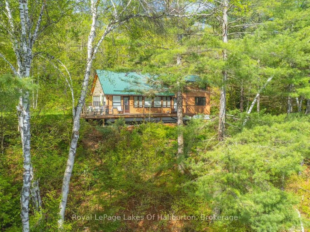 1029 CAM-WALT TRAIL, Gull Lake