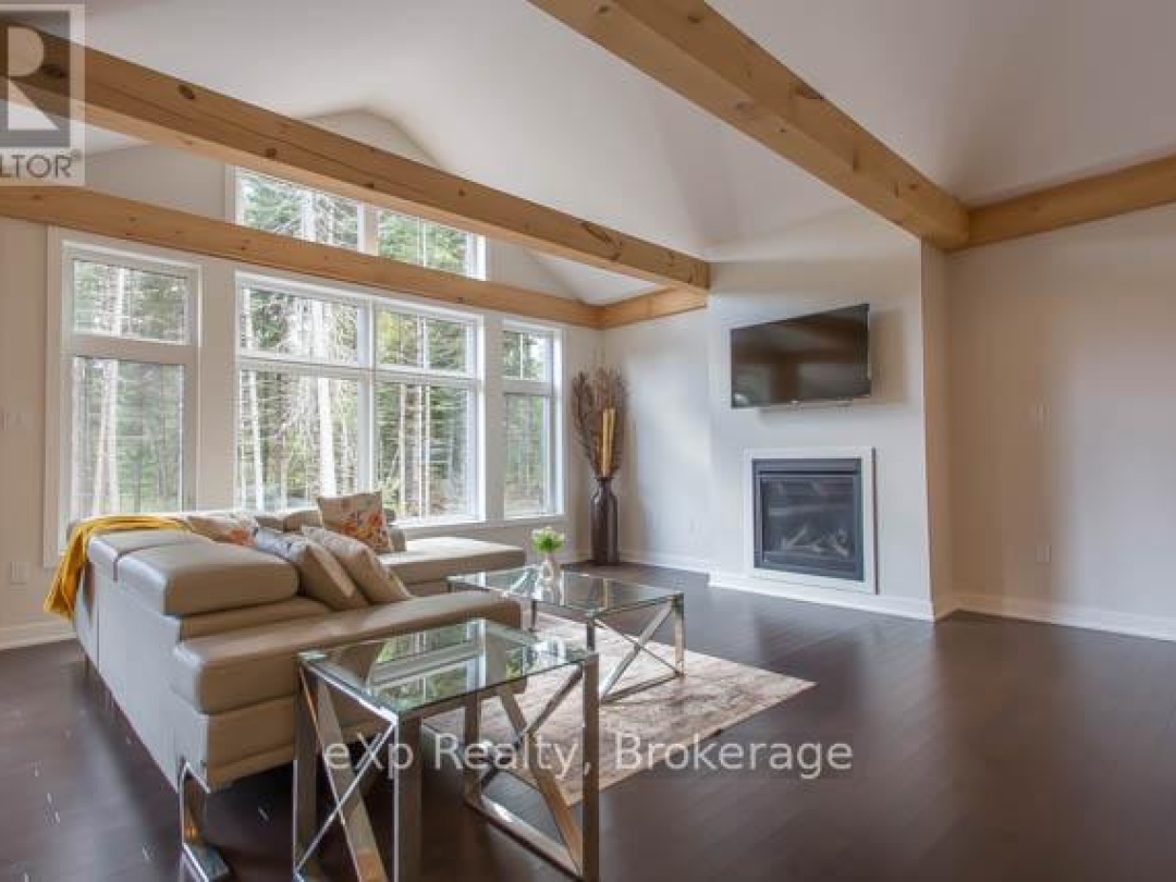 40 - 1052 GREENSVIEW DRIVE, 