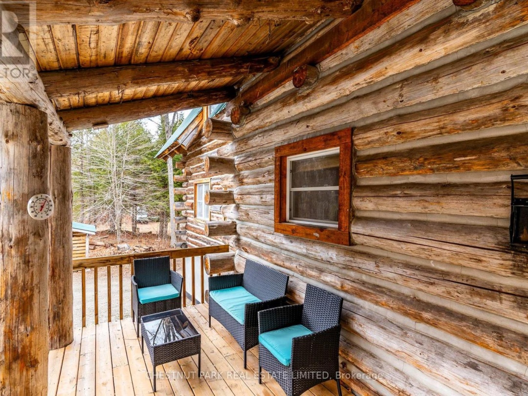 1068 RATTLESNAKE ROAD, Redstone Lake
