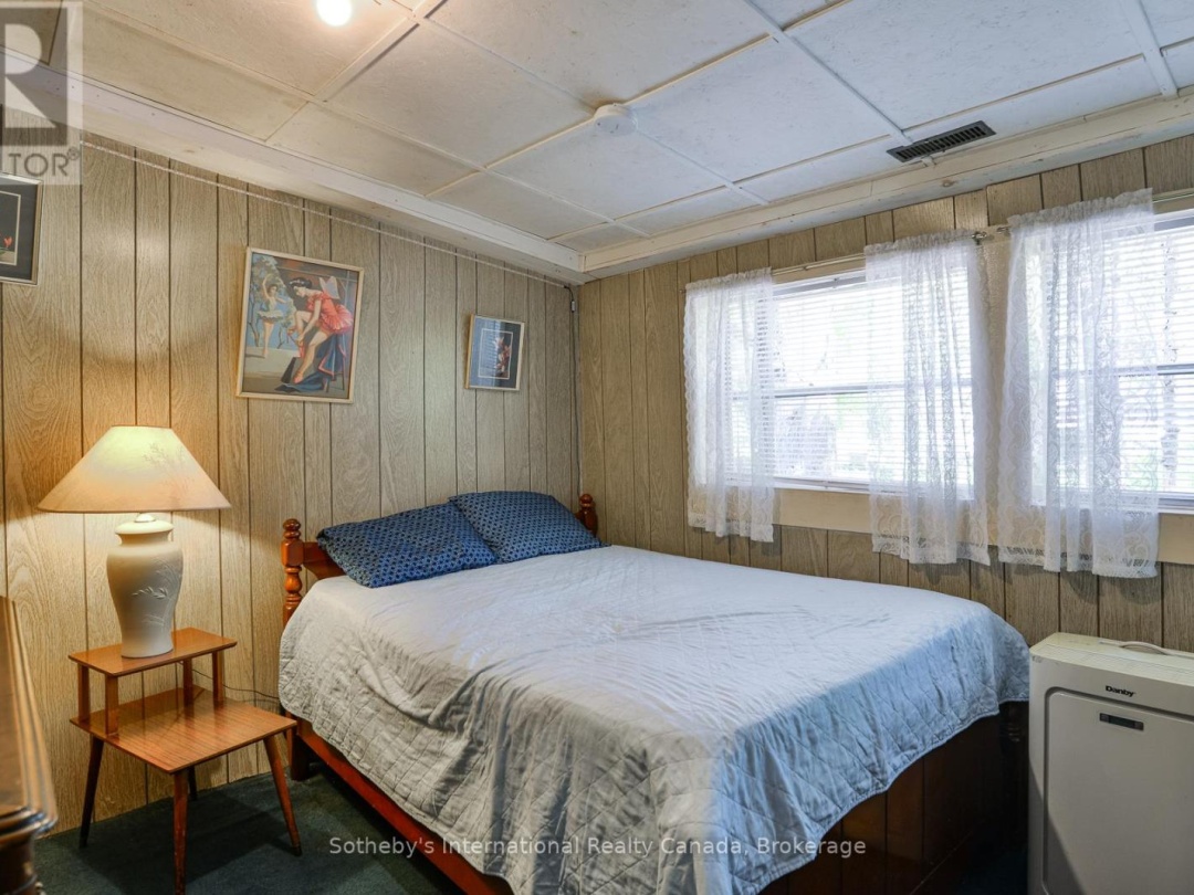 1068 Kahshe Lake Rd S, Gravenhurst (Morrison)