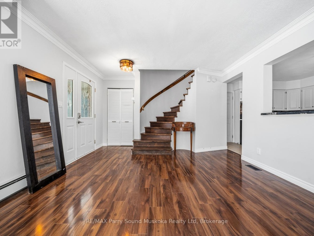 55 A CASCADE STREET E, Parry Sound