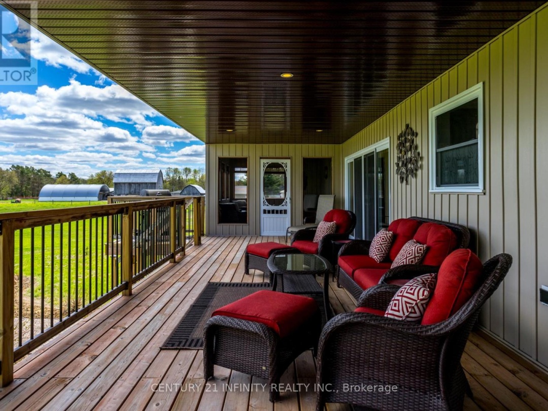240 Burnt River Road, Kawartha Lakes (Somerville)