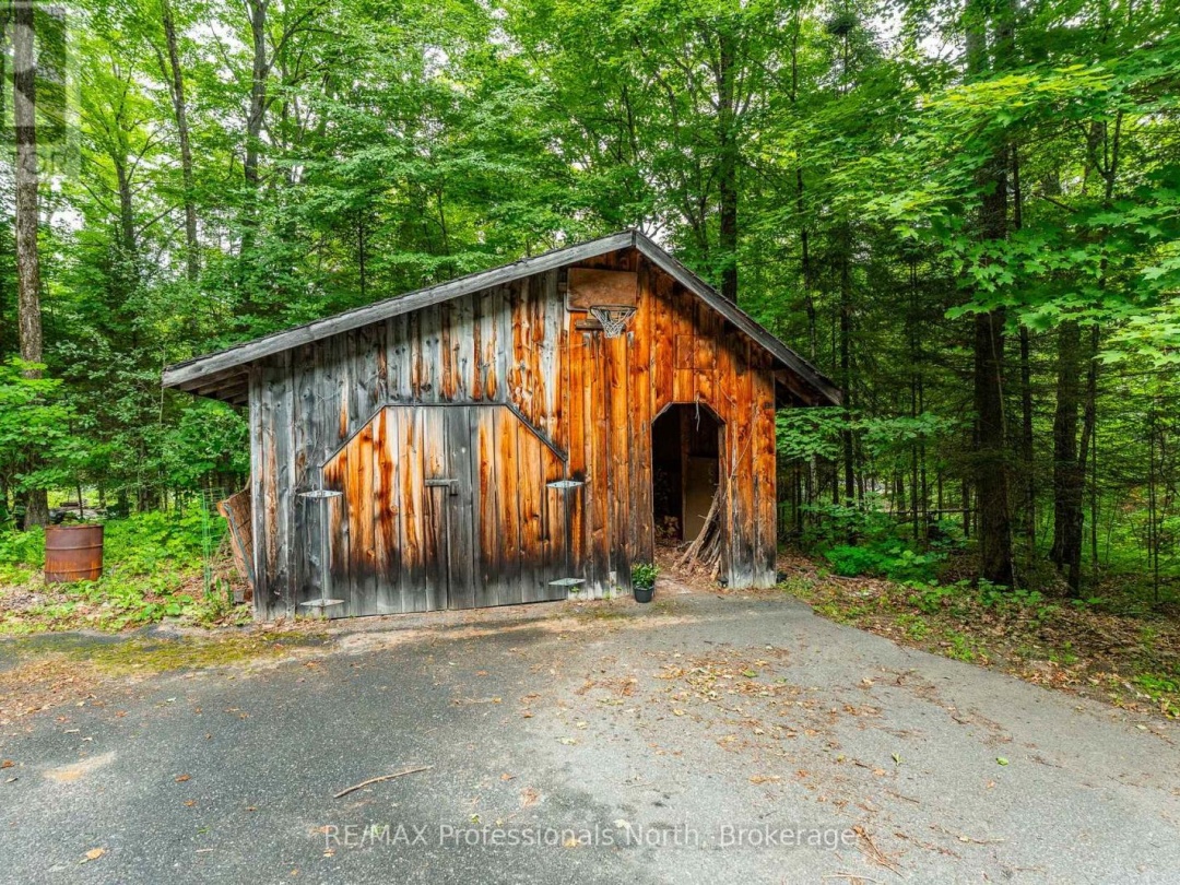 1277 HORSESHOE LAKE ROAD, 