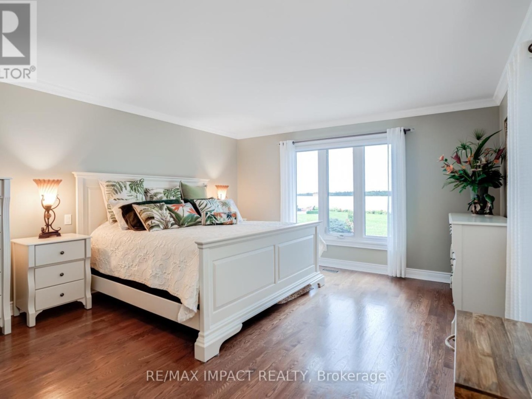 8 SYLVAN COURT, 