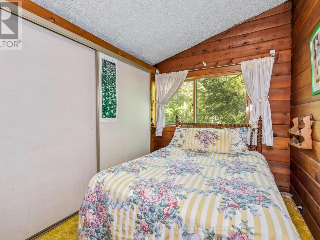 74 LIONESS ROAD, Lioness Lake