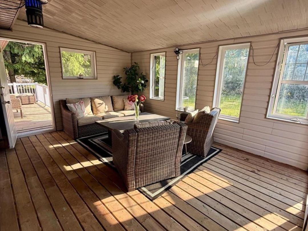 20 HOWARD AVENUE, Brock (Beaverton)