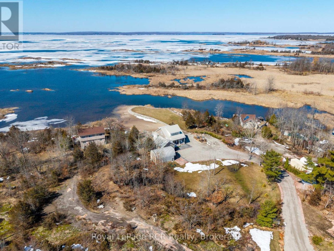 101 EVERGREEN LANE, Georgian Bay