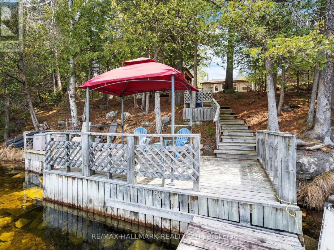 25 LITTLE SILVER LAKE WAY, Little Silver Lake