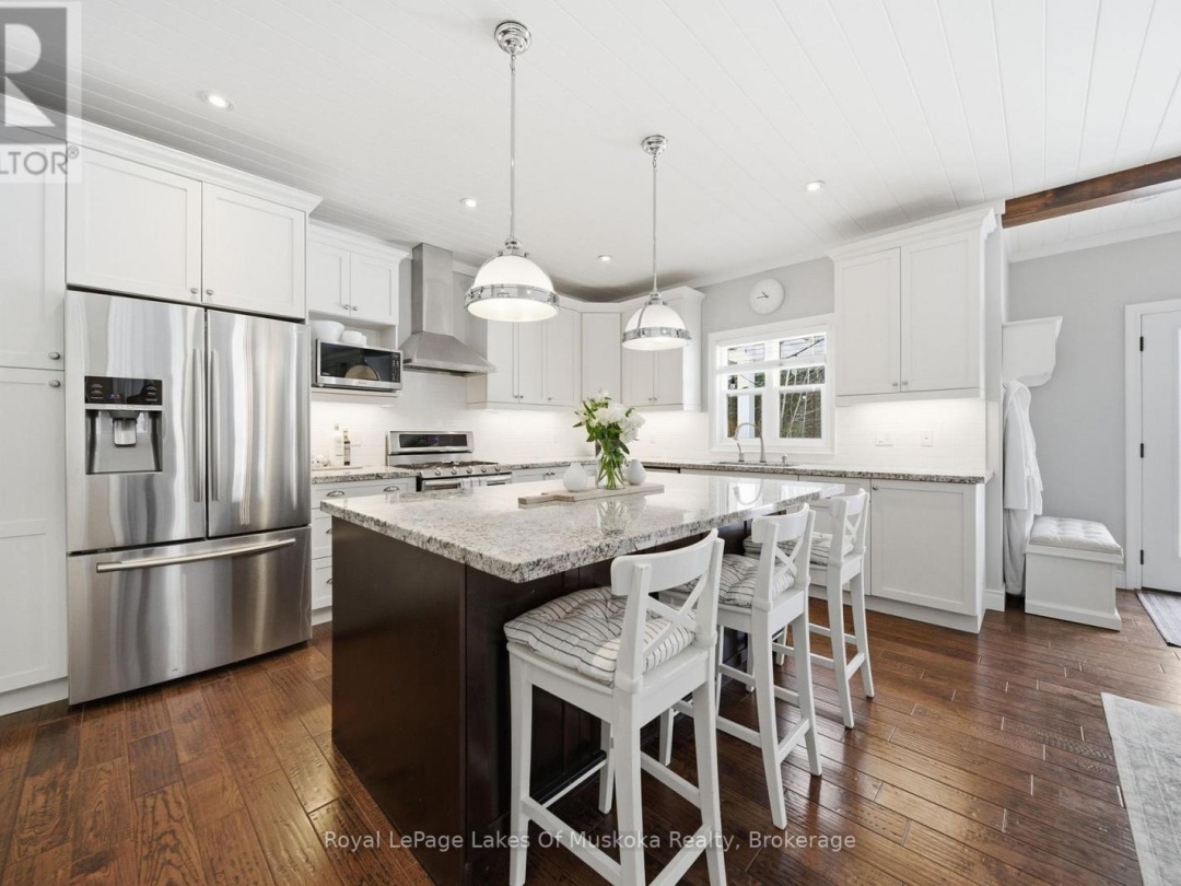 2029 ELANA DRIVE, Severn (Bass Lake)