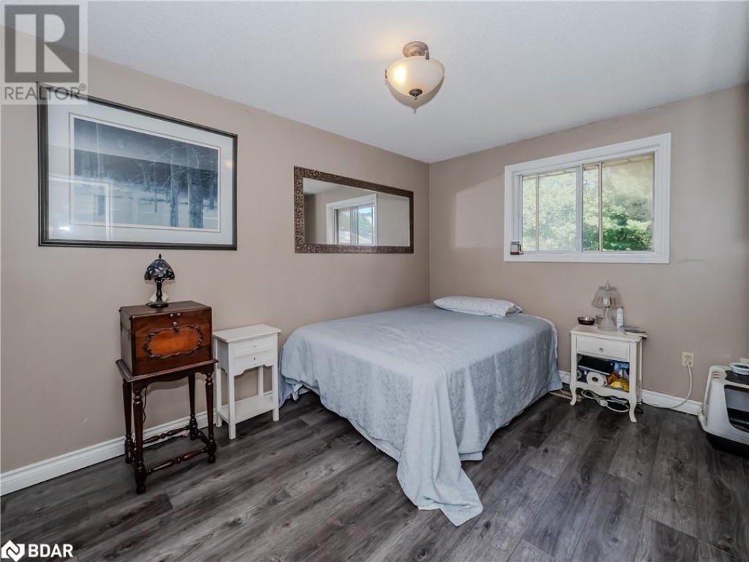 184 FERNWOOD Drive, Gravenhurst