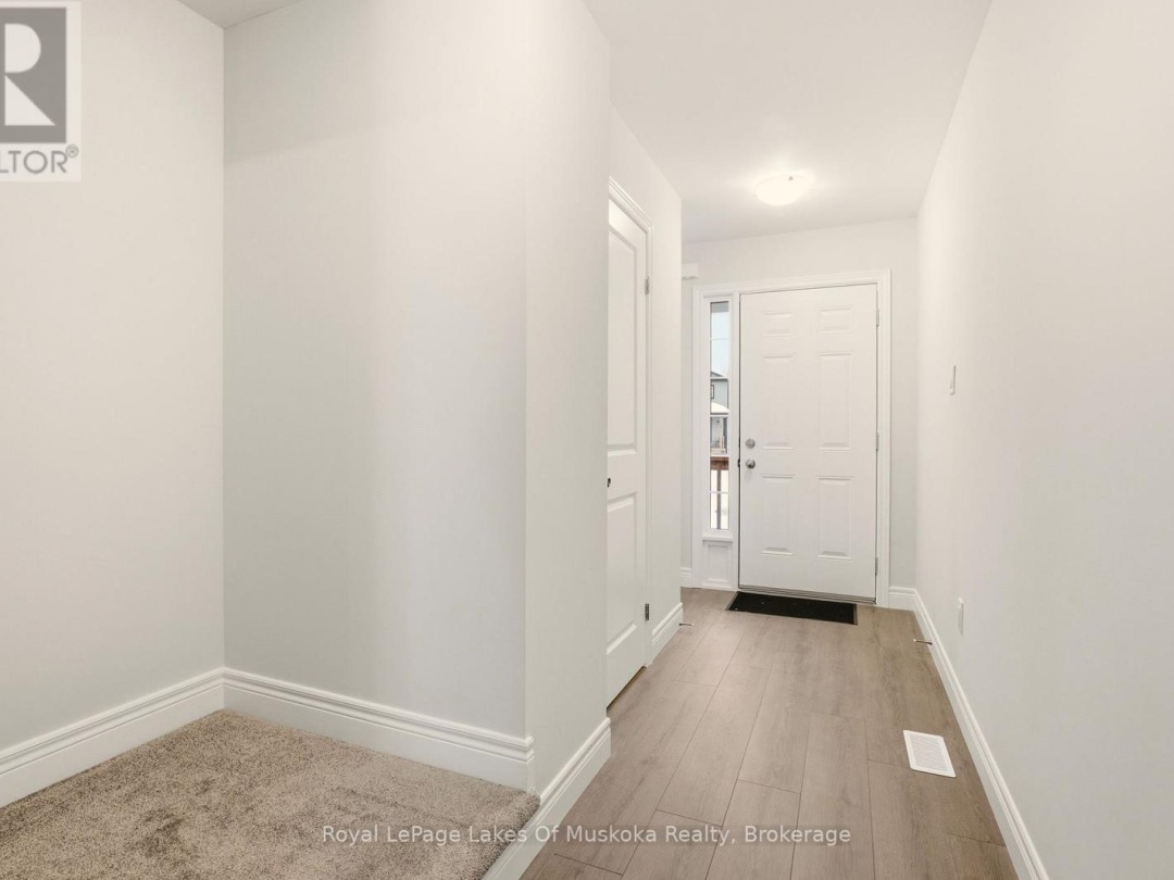 17 MCCONNELL CRESCENT, Bracebridge (Macaulay)