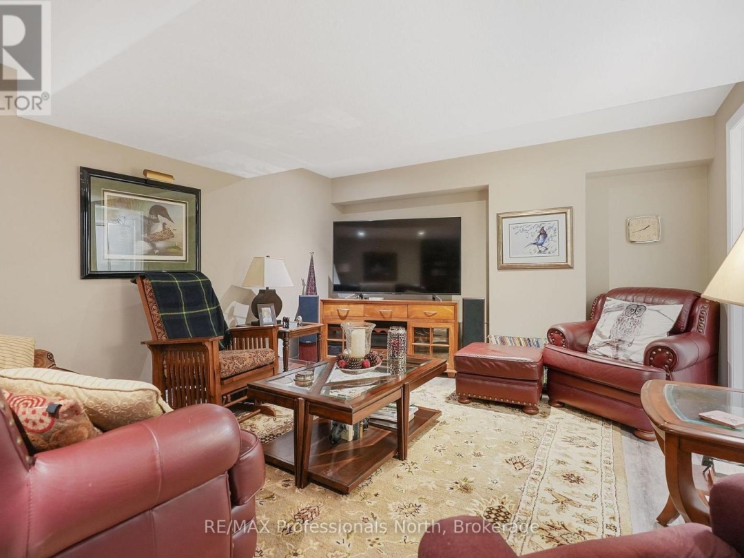 8 SERENITY PLACE CRESCENT, Huntsville (Chaffey)