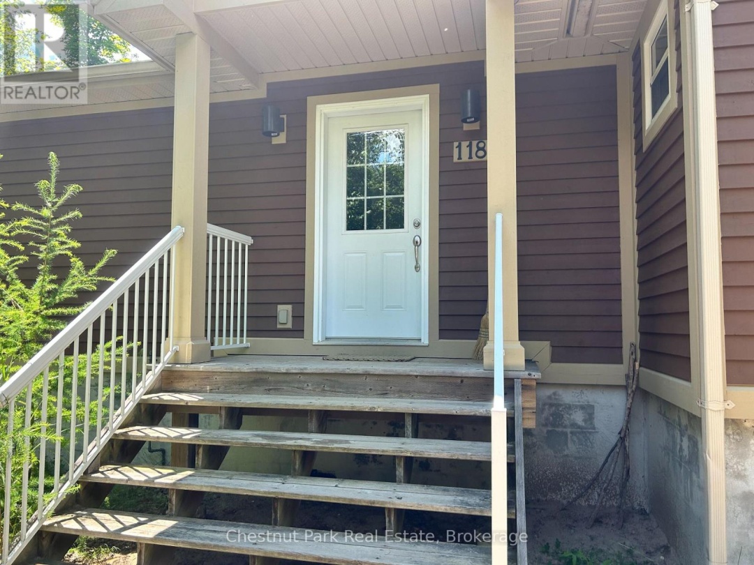 118-10 - 1052 RAT BAY ROAD, Lake of Bays