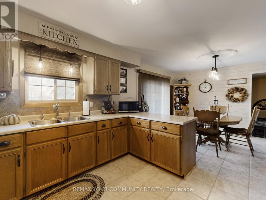 30 GRANT DRIVE, Kawartha Lakes (Oakwood)