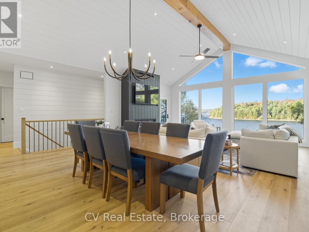 1399 BAYBREEZE LANE, Redstone Lake