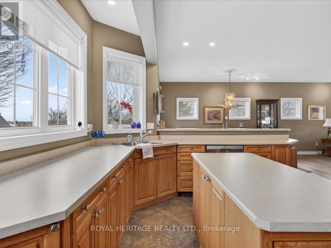 4 KENNEDY DRIVE, Kawartha Lakes (Fenelon Falls)